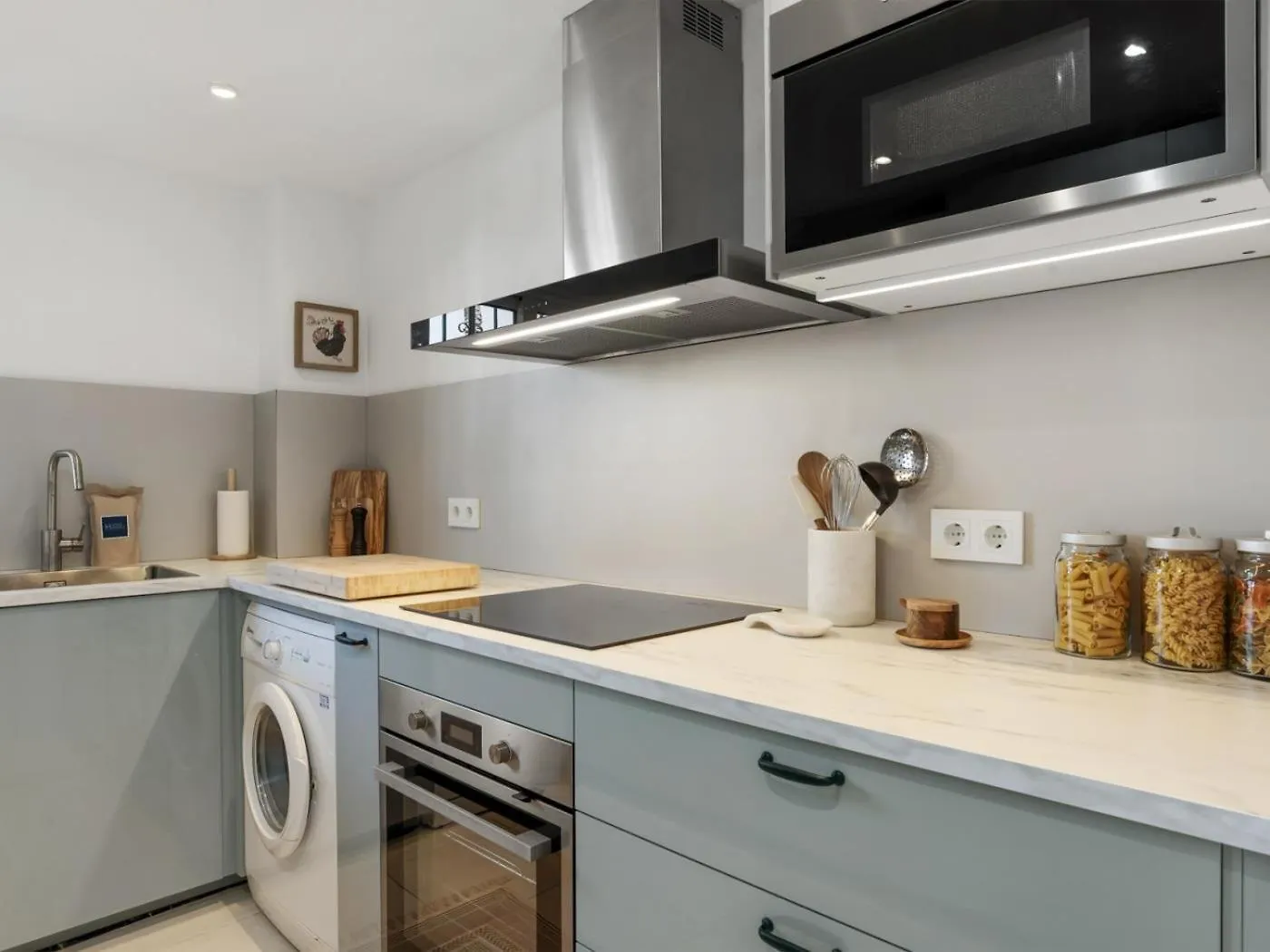3 Bedroom Apartment In Aldea Blanca マルベーリャ 0*,  スペイン