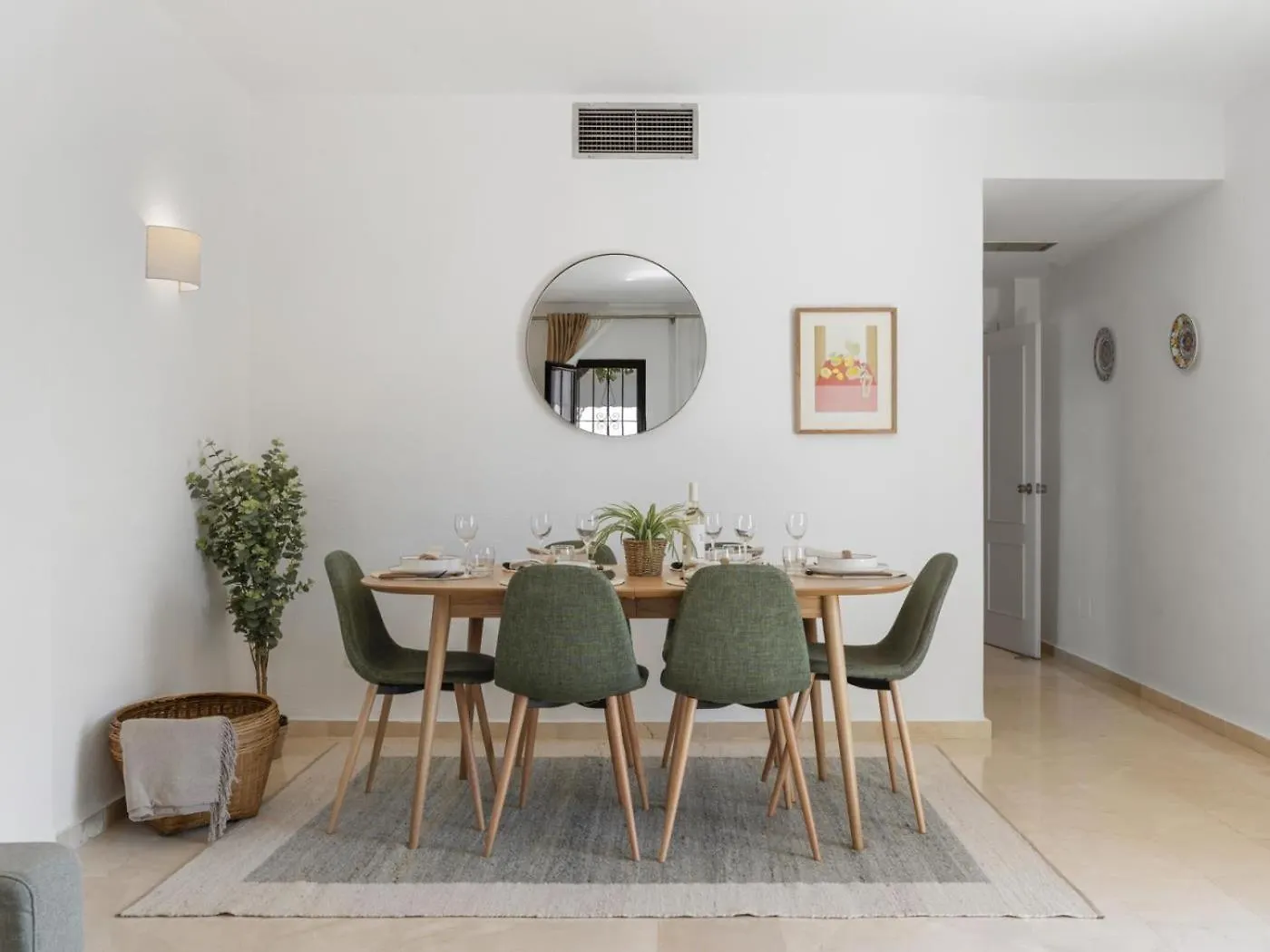 3 Bedroom Apartment In Aldea Blanca マルベーリャ